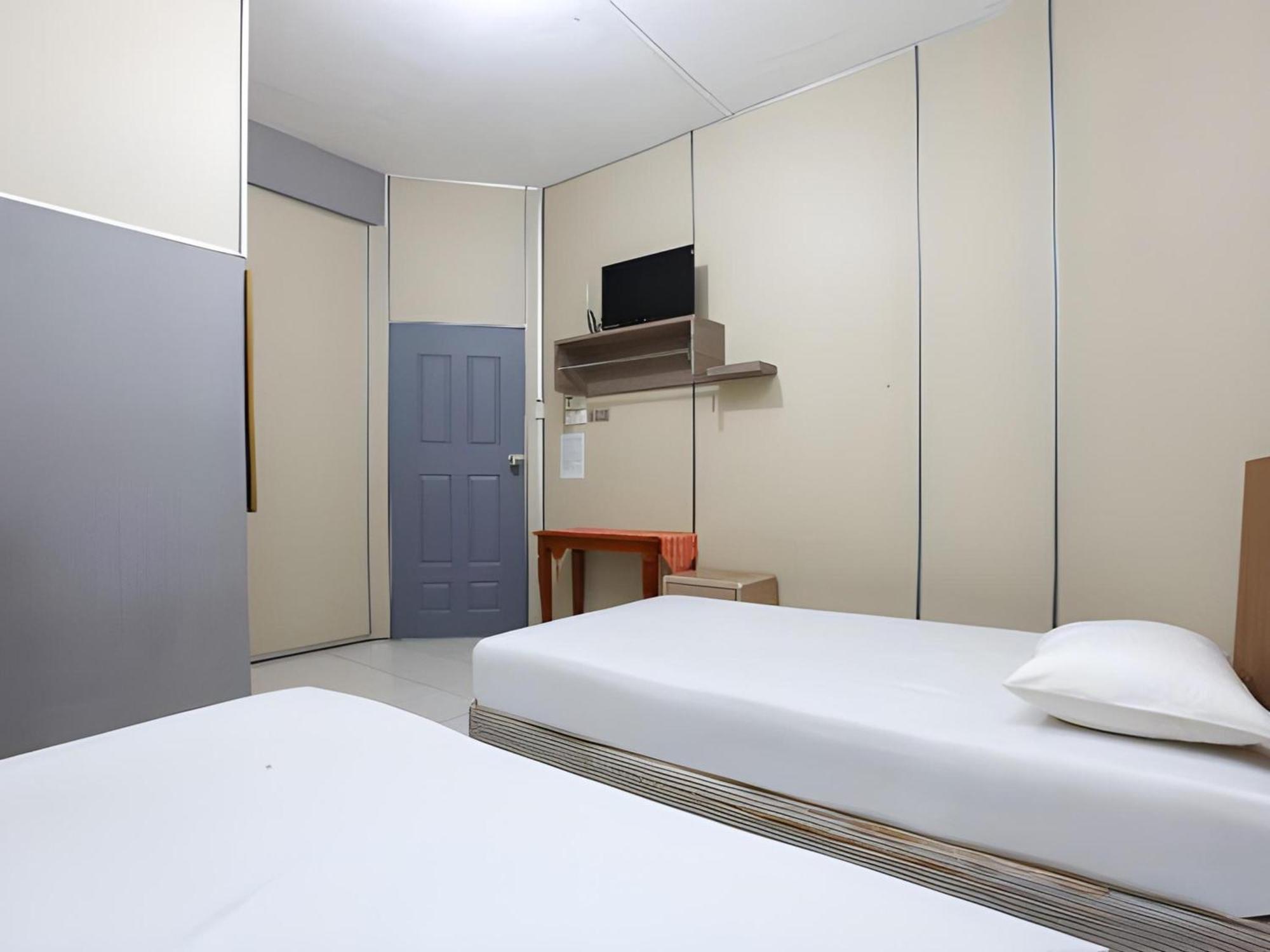 Spot On 89796 D'Noor Budget Inn Kota Bharu Exterior photo